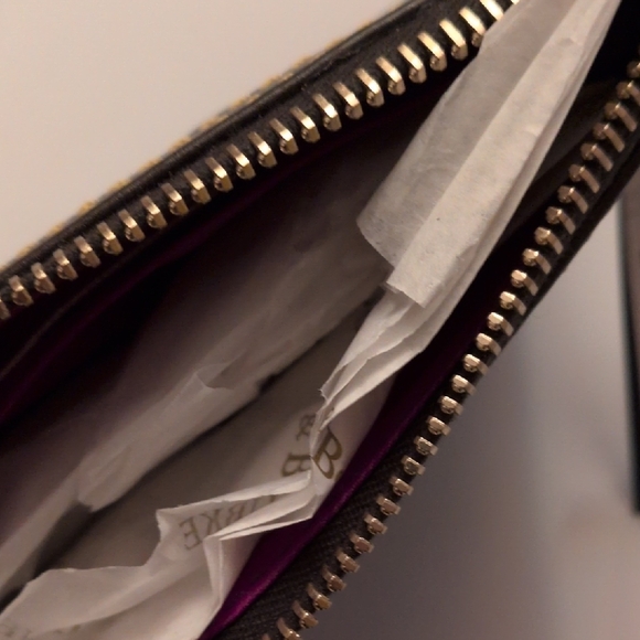 Dooney & Bourke 2016 Tinkerbell Half Marathon Wristlet-NWT - Picture 6 of 10